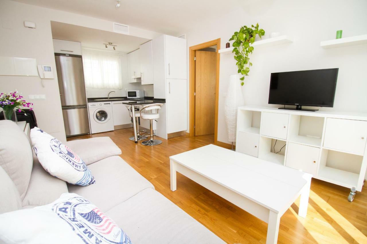 Charming Apartment In Pedregalejo Malaga Exterior photo